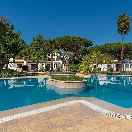 Balaia & Golf Village 364 Daire